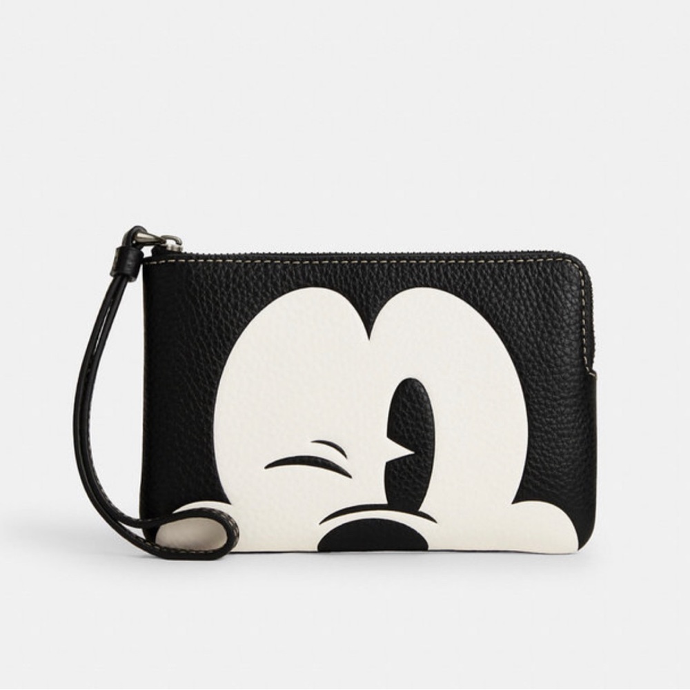 New Disney x coach corner zip wristlet with wink Mickey Mouse wallet❤️❤️